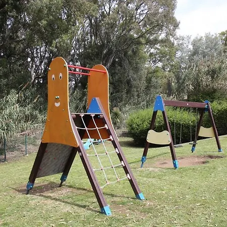 Mar & Pe מארבלה