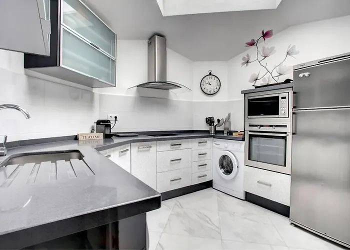 Mar & Pe Apartament *