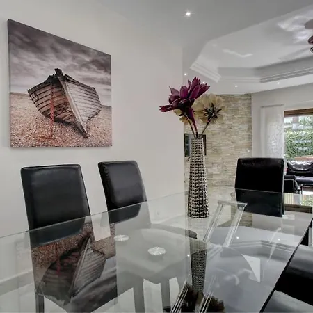 Mar & Pe Apartment Marbella